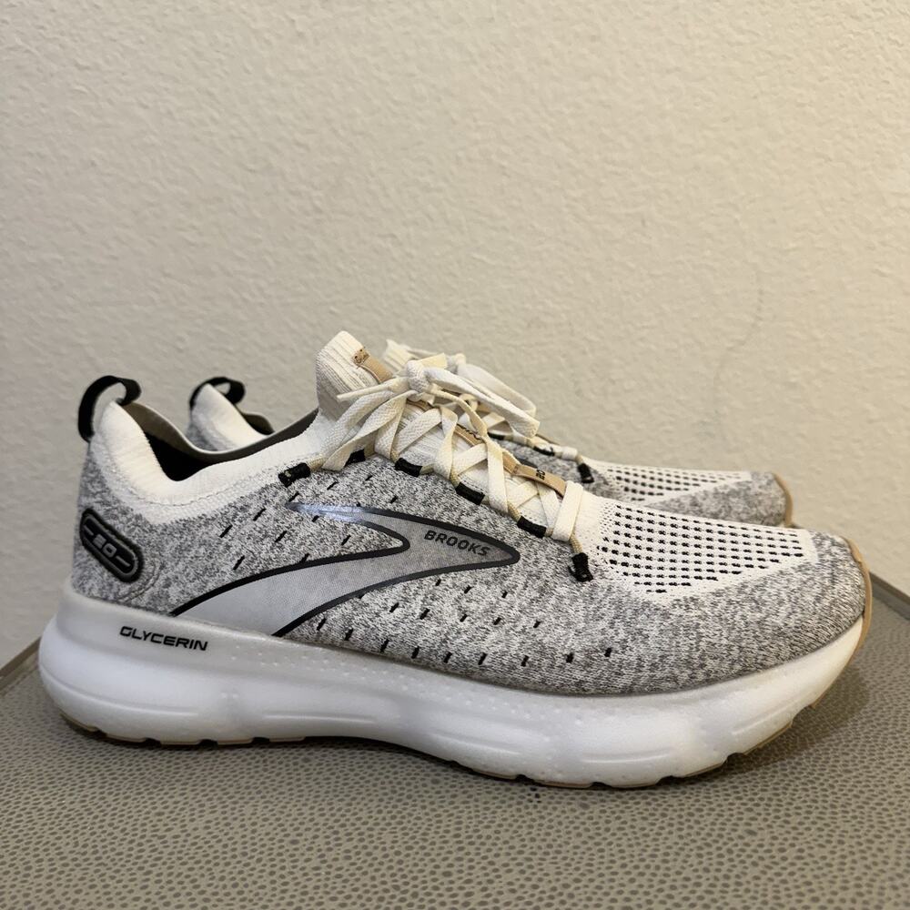 Brooks Glycerin StealthFit 20 Gray White Women Sz 12 Running Shoes 1203721B163